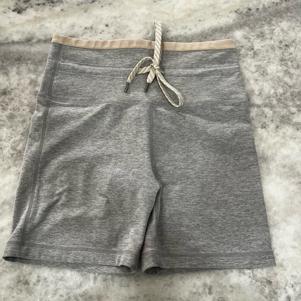 Vuori Women’s Biker Shorts